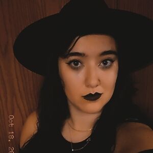 Meet your Posher, Renna